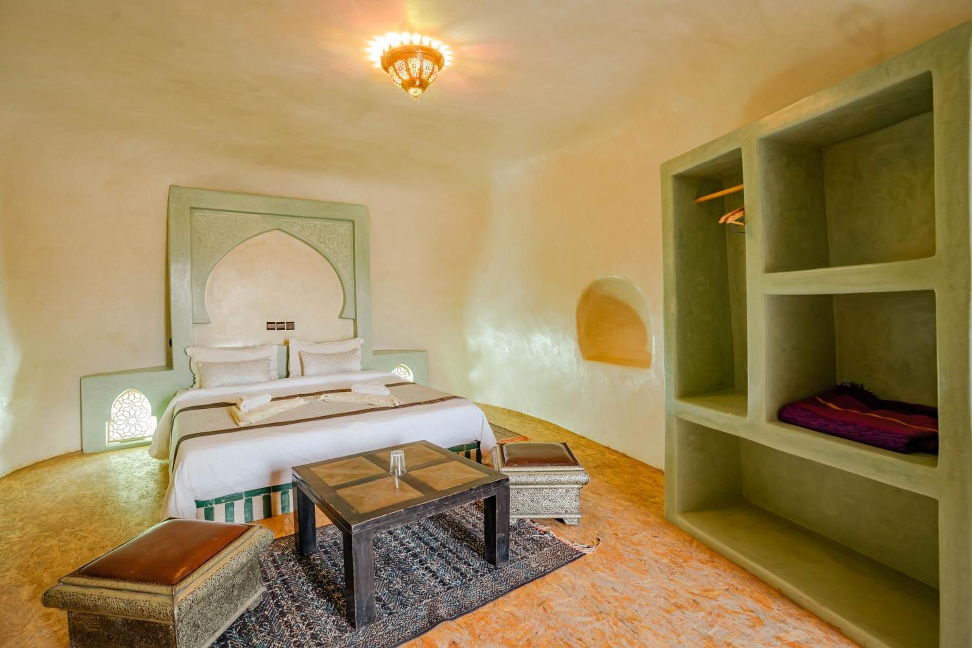 Kasbah Tizzarouine Bed and Breakfast Boumalne Exteriör bild