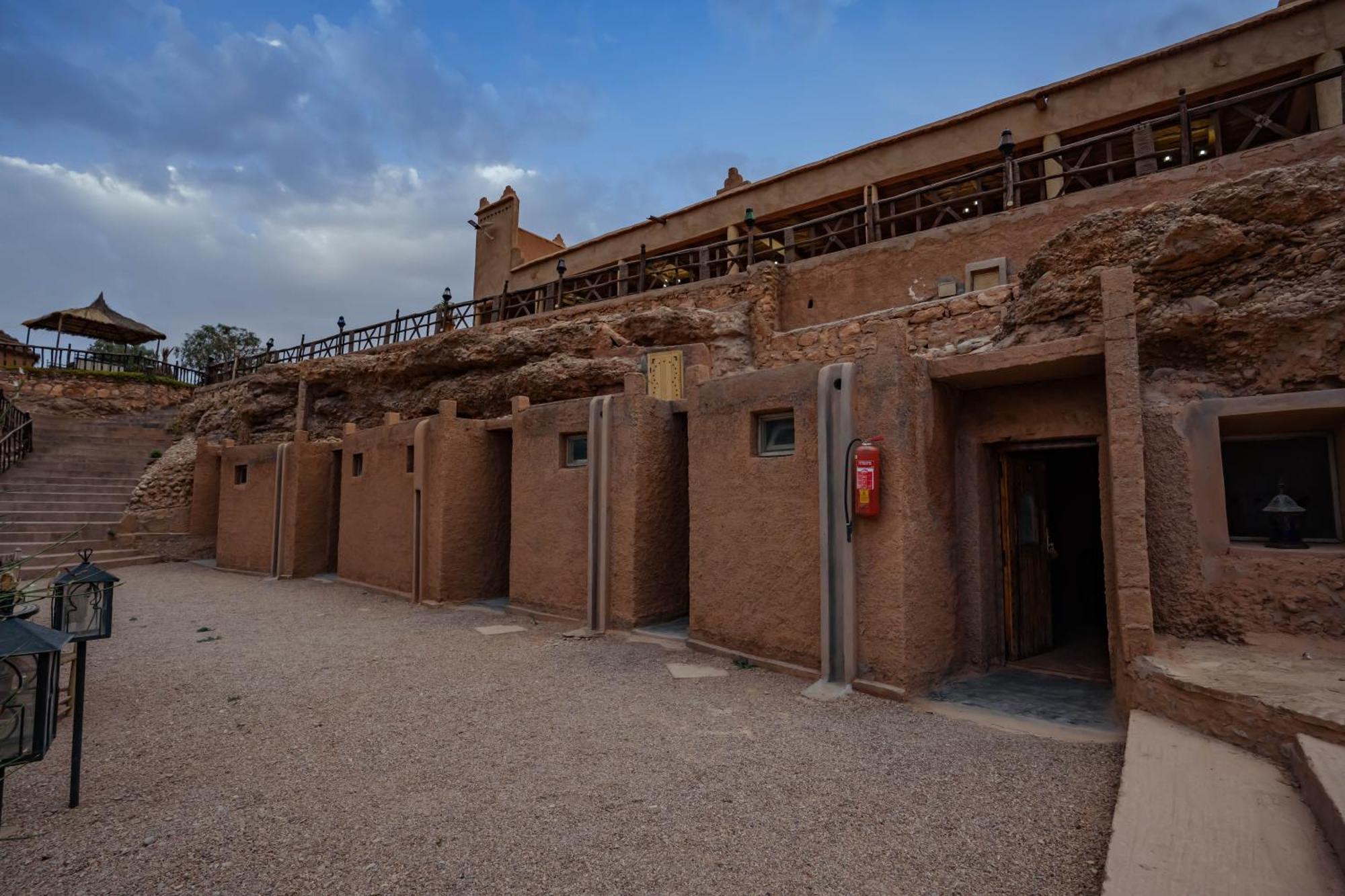 Kasbah Tizzarouine Bed and Breakfast Boumalne Exteriör bild