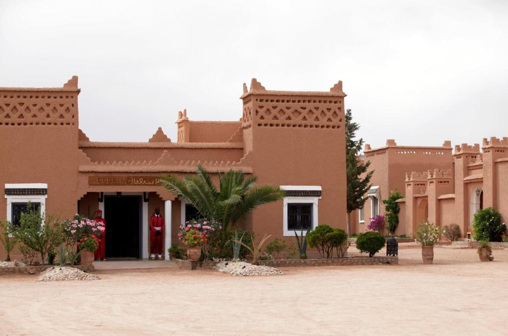 Kasbah Tizzarouine Bed and Breakfast Boumalne Exteriör bild