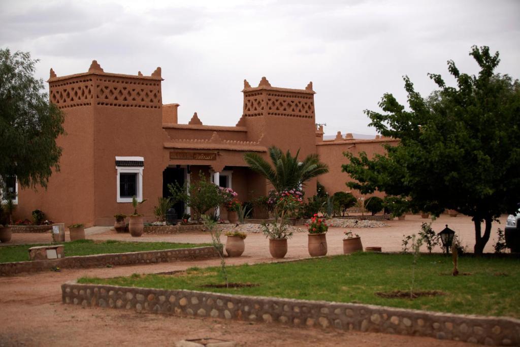 Kasbah Tizzarouine Bed and Breakfast Boumalne Exteriör bild