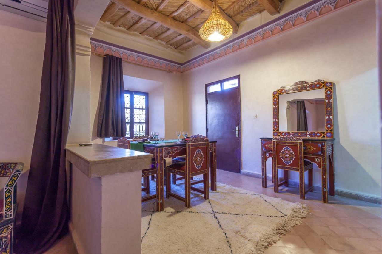 Kasbah Tizzarouine Bed and Breakfast Boumalne Exteriör bild
