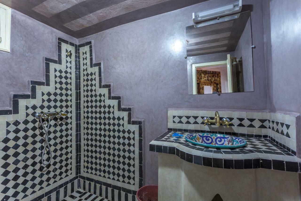 Kasbah Tizzarouine Bed and Breakfast Boumalne Exteriör bild